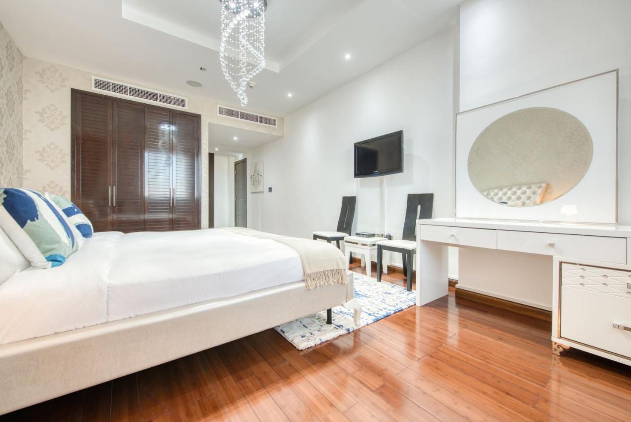 ドバイMaison Privee - Spacious Apt On Palm Jumeirah W Sea Views And Premium Facilities Accessアパートメント エクステリア 写真