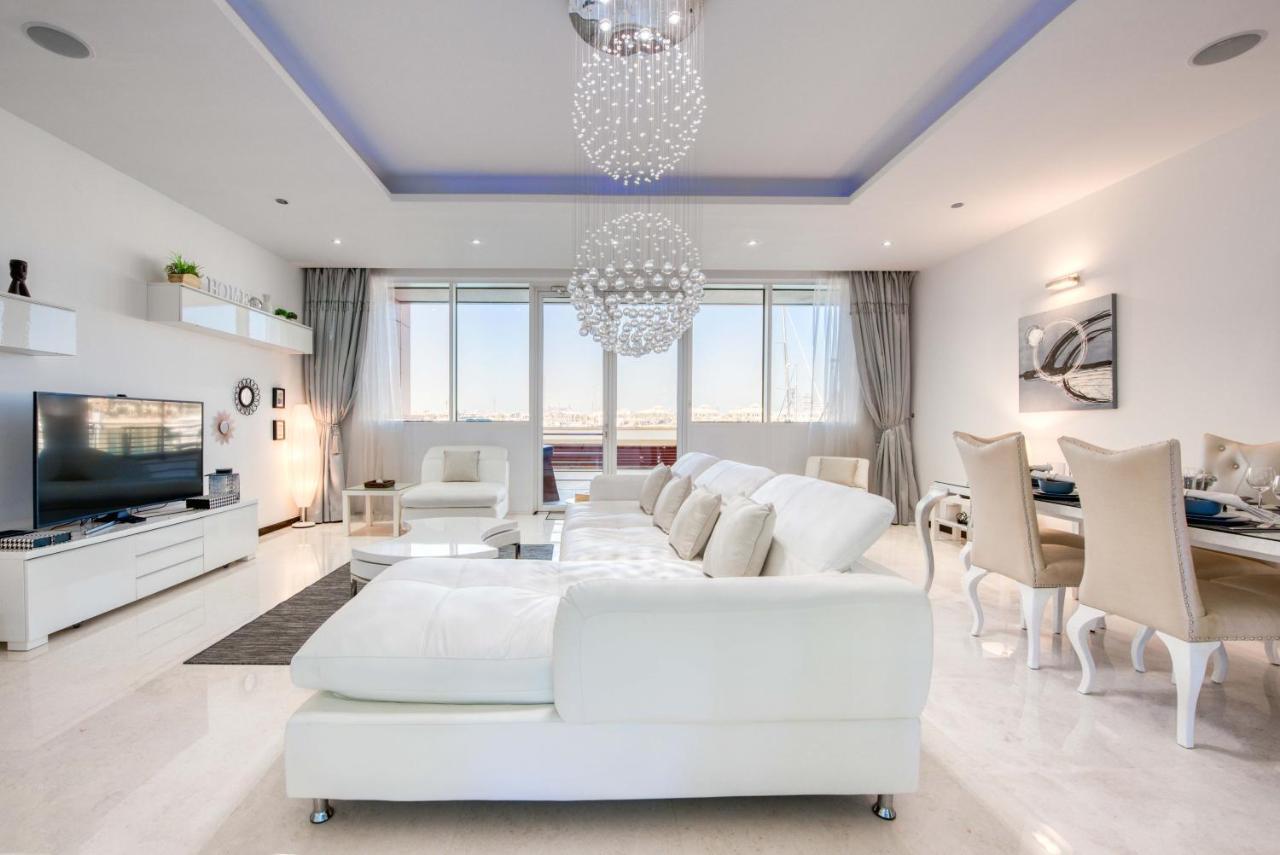 ドバイMaison Privee - Spacious Apt On Palm Jumeirah W Sea Views And Premium Facilities Accessアパートメント エクステリア 写真
