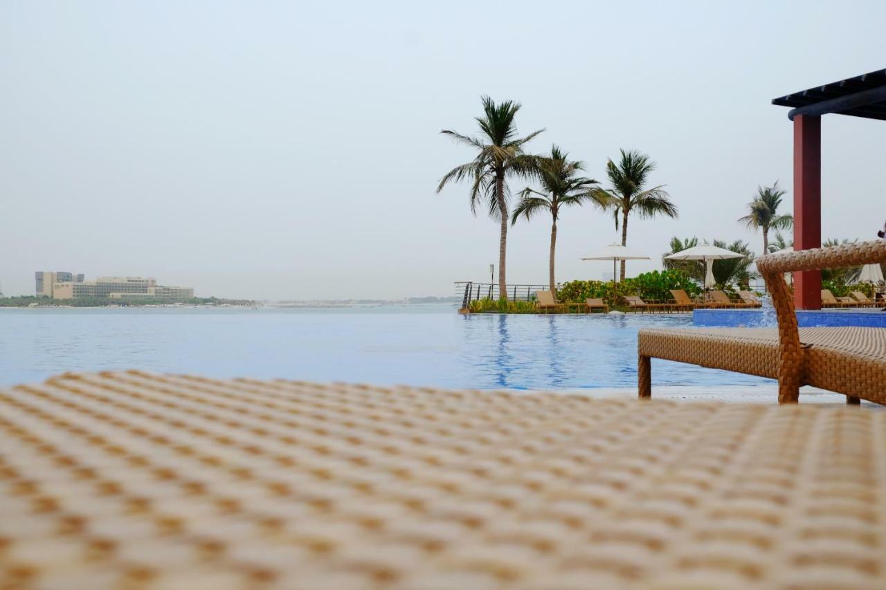 ドバイMaison Privee - Spacious Apt On Palm Jumeirah W Sea Views And Premium Facilities Accessアパートメント エクステリア 写真